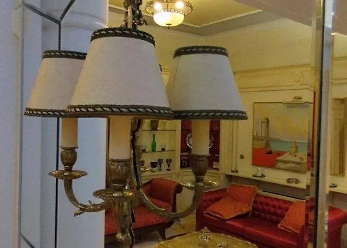Elegant Tsimiski Neoclassical Appartement Thessalonique
