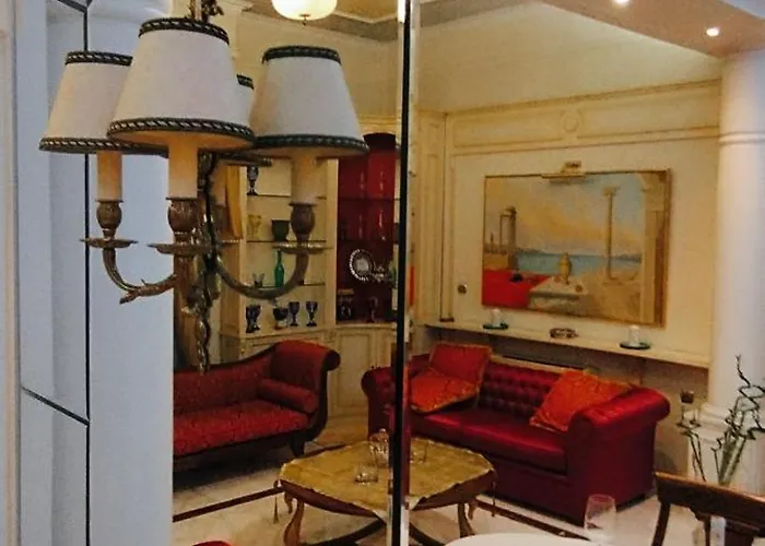 Elegant Tsimiski Neoclassical Appartement *