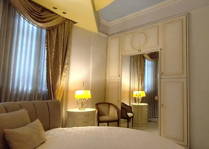 Elegant Tsimiski Neoclassical *