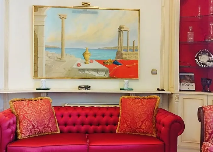Elegant Tsimiski Neoclassical Appartement